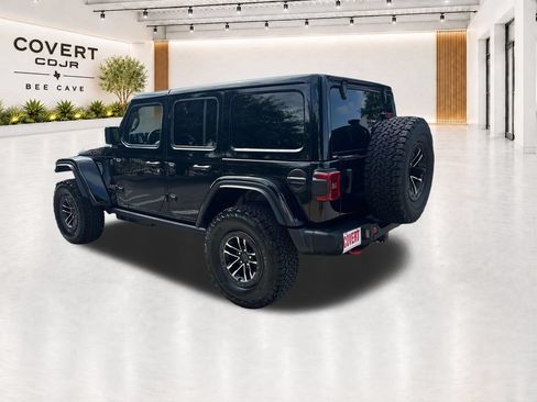 Used 2026 Jeep Wrangler Unlimited Rubicon AWD/4WD image 15