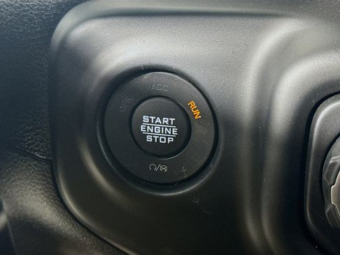 Used 2023 Jeep Wrangler Unlimited w/ Cold Weather Group image 21