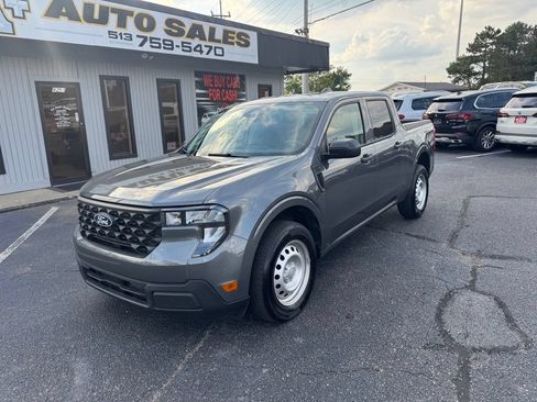 Used 2025 Ford Maverick XL FWD image 2