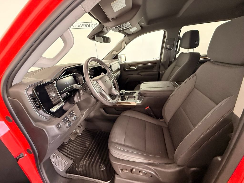 Used 2023 Chevrolet Silverado 1500 RST w/ LPO, Dark Essentials Package AWD/4WD image 15