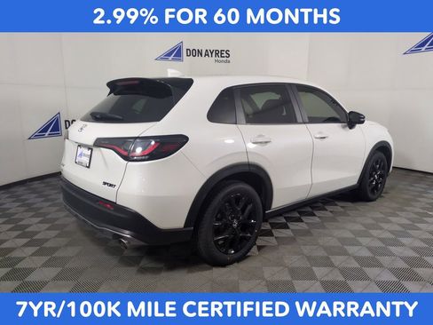 Certified 2024 Honda HR-V Sport image 5