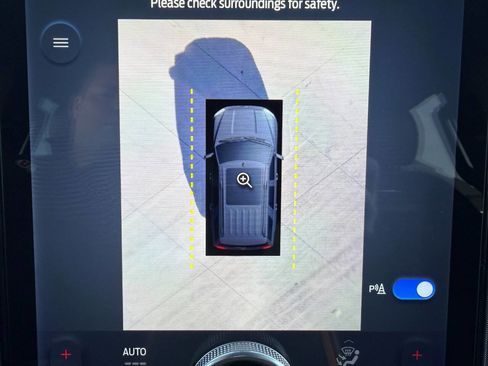 Used 2023 Ford Expedition Platinum image 49