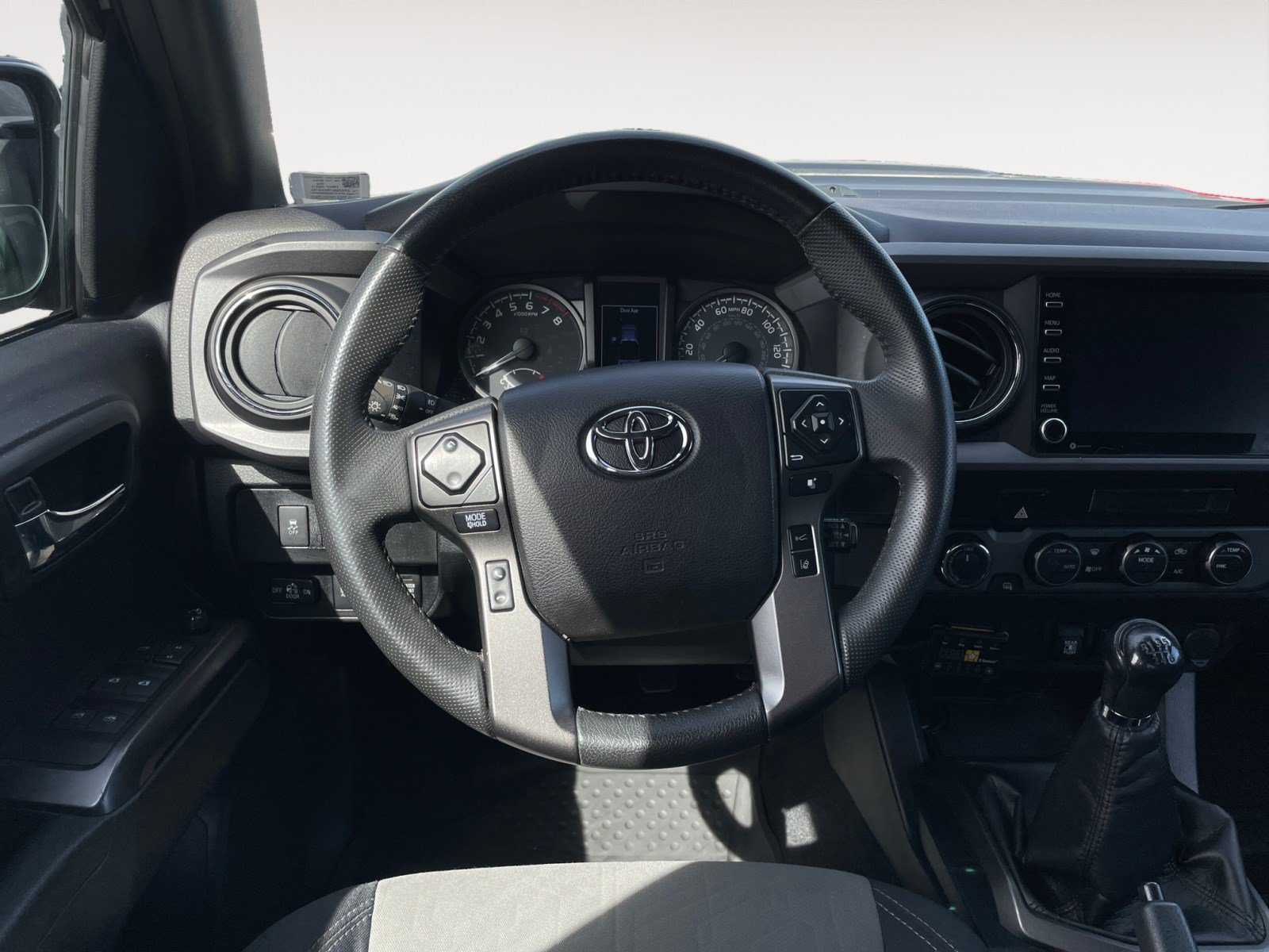 Used 2021 Toyota Tacoma TRD Sport AWD/4WD image 13