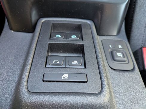 New 2025 Ford Bronco 4-Door image 22