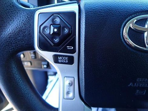 Used 2017 Toyota Tundra SR5 image 13
