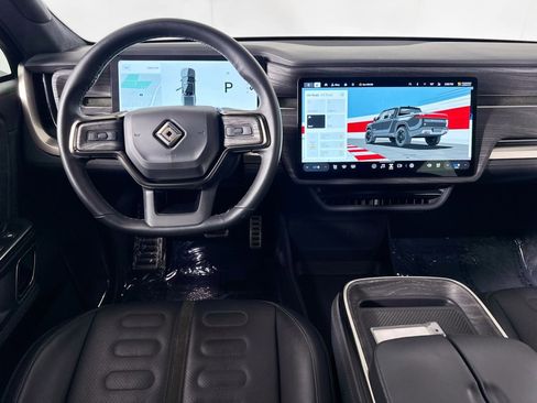 Used 2022 Rivian R1T Adventure image 27