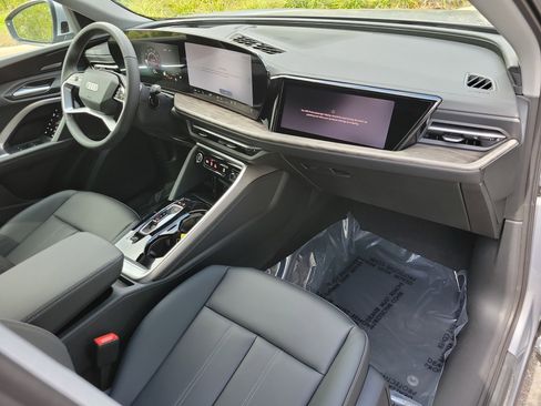 New 2026 Audi Q5 Premium Plus AWD/4WD image 11