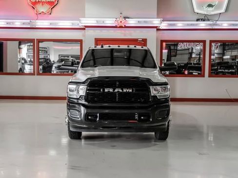 Used 2021 RAM 3500 Tradesman image 9