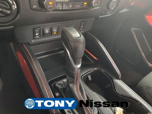 Certified 2023 Nissan Frontier PRO-4X w/ Pro Convenience Package AWD/4WD image 17
