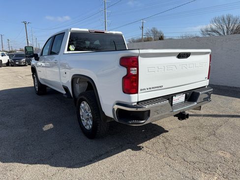 Used 2023 Chevrolet Silverado 2500 LT image 4
