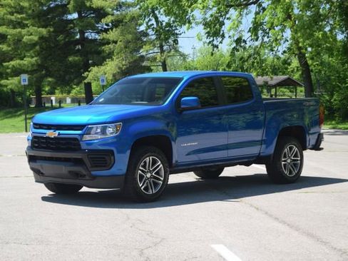 Used 2021 Chevrolet Colorado W/T w/ Custom Special Edition AWD/4WD image 19