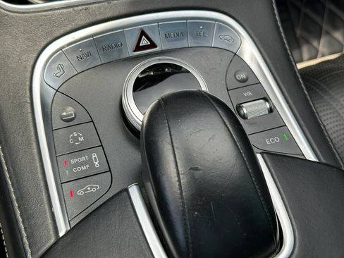 Used 2014 Mercedes-Benz S 63 AMG 4MATIC Sedan image 43