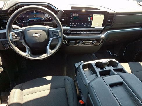 Certified 2024 Chevrolet Silverado 2500 LT AWD/4WD image 12