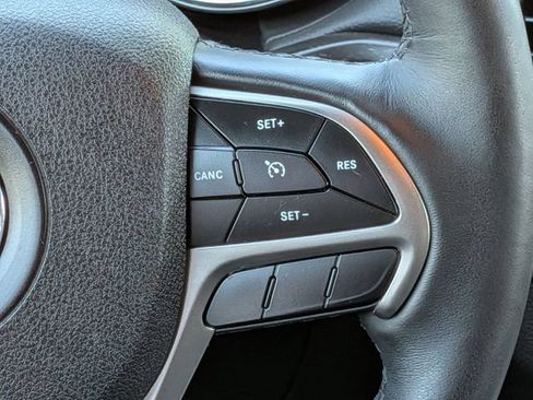 Certified 2018 Jeep Grand Cherokee Limited AWD/4WD image 20