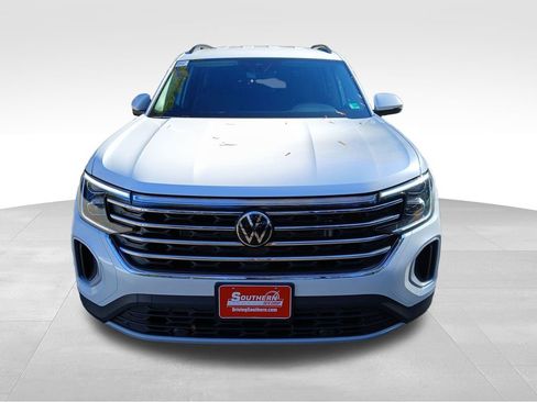 New 2026 Volkswagen Atlas SE image 8