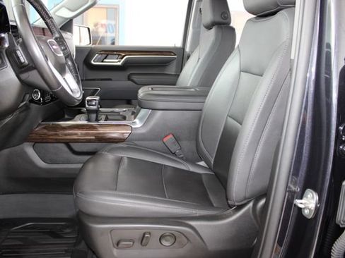 Used 2022 GMC Sierra 1500 Elevation w/ Elevation Premium Package AWD/4WD image 24