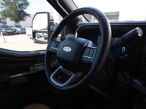 Used 2024 Ford F350 Platinum AWD/4WD image 15