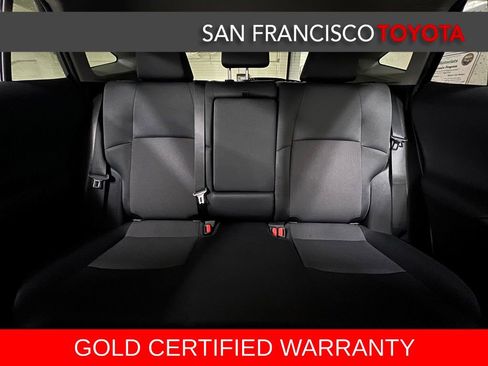 Certified 2022 Toyota Venza LE image 14