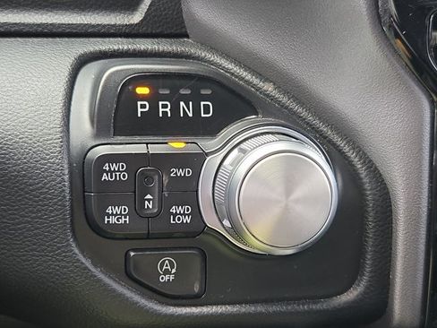 Used 2021 RAM 1500 Laramie w/ Sport Appearance Package AWD/4WD image 11