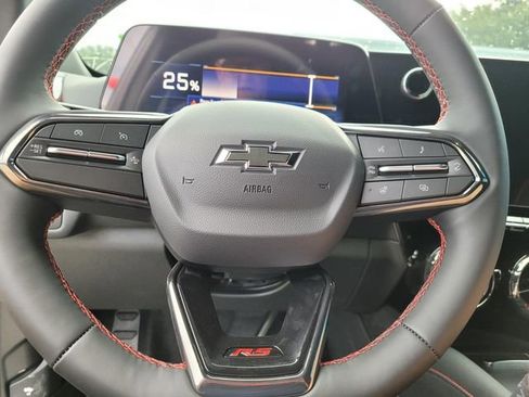 New 2025 Chevrolet Blazer EV RS image 16