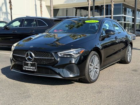 Used 2025 Mercedes-Benz CLA 250 4MATIC image 8
