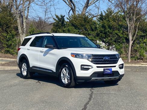 Certified 2023 Ford Explorer XLT w/ Equipment Group 202A image 2