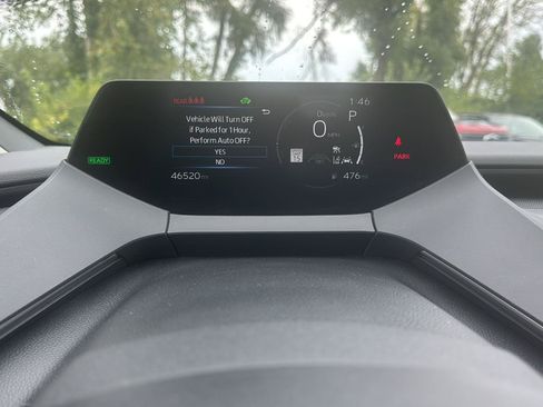 Used 2025 Toyota Prius LE FWD image 14