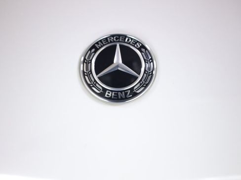 Used 2020 Mercedes-Benz GLC 300 4MATIC image 70