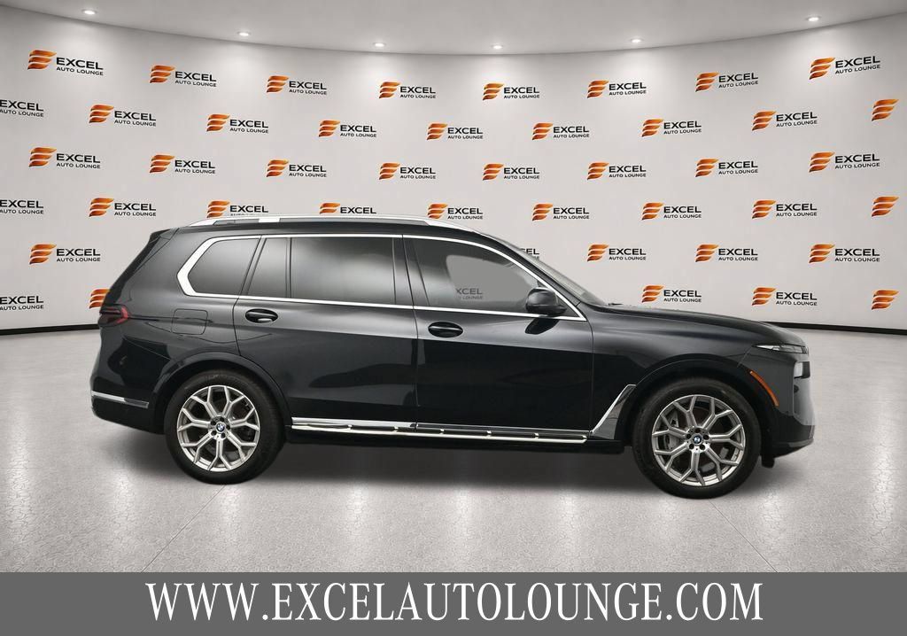 Used 2023 BMW X7 xDrive40i w/ Premium Package AWD/4WD image 6