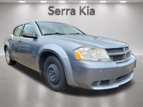 Used 2010 Dodge Avenger SXT FWD image 2