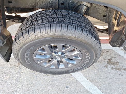 Used 2023 Toyota Tacoma SR5 image 11