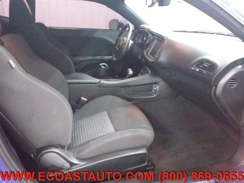 Used 2022 Dodge Challenger R/T image 11