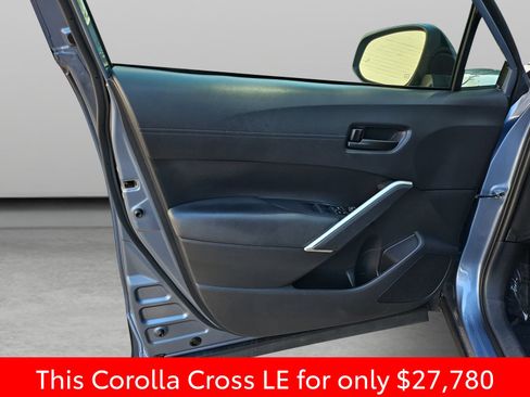 Used 2024 Toyota Corolla Cross LE w/ Moonroof Package AWD/4WD image 34