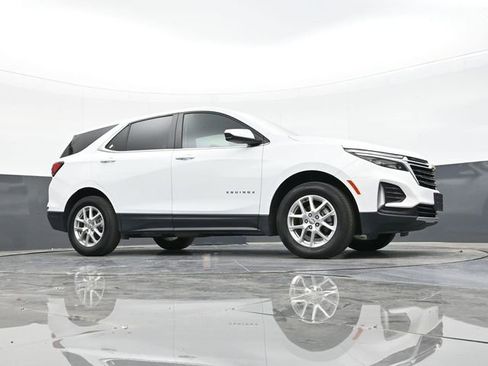 Used 2024 Chevrolet Equinox LT image 52