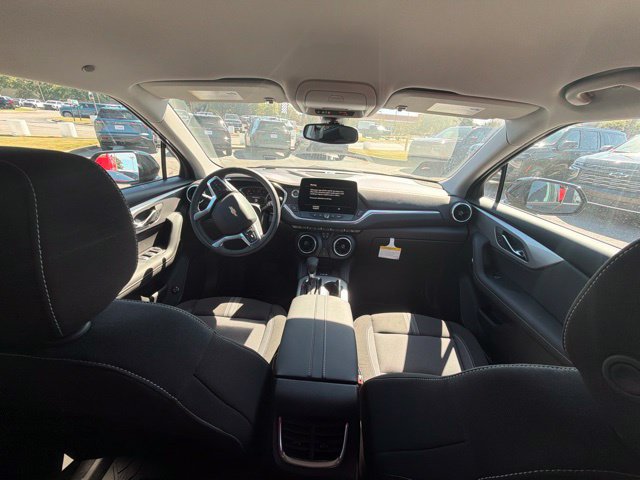 New 2026 Chevrolet Blazer LT w/ Convenience Package FWD image 30