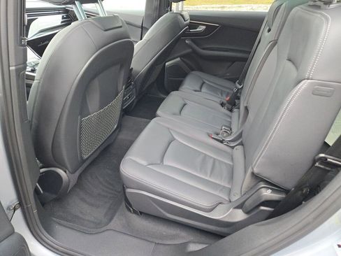 Used 2025 Audi Q7 Premium Plus image 18