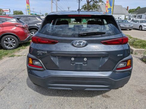 Used 2019 Hyundai Kona SE AWD/4WD image 4
