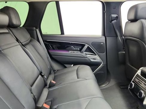 Used 2023 Land Rover Range Rover SE image 23