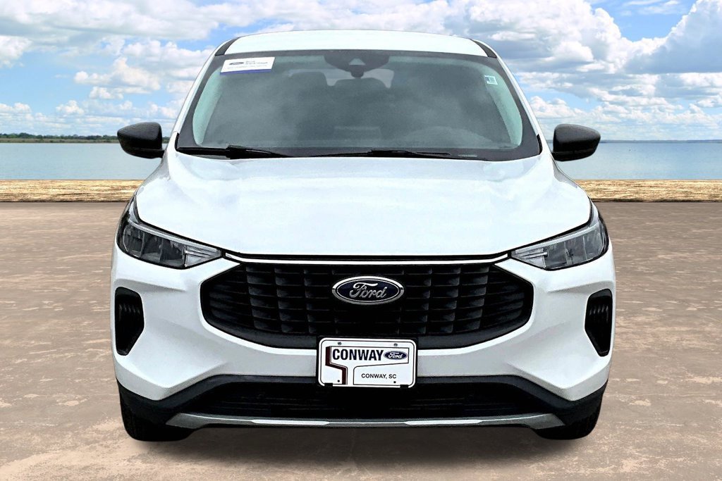 Certified 2025 Ford Escape Active FWD image 2