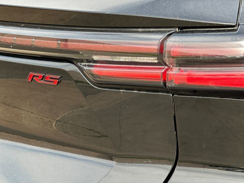 Used 2024 Chevrolet Equinox EV RS image 28