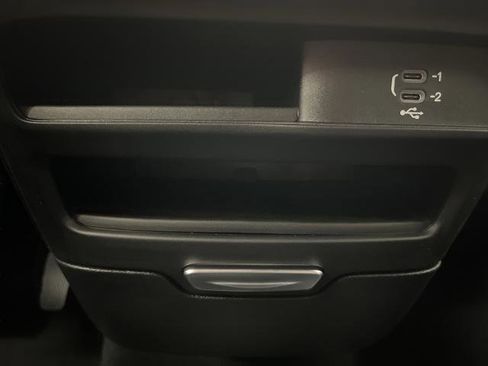 New 2026 Chrysler Pacifica Select image 23