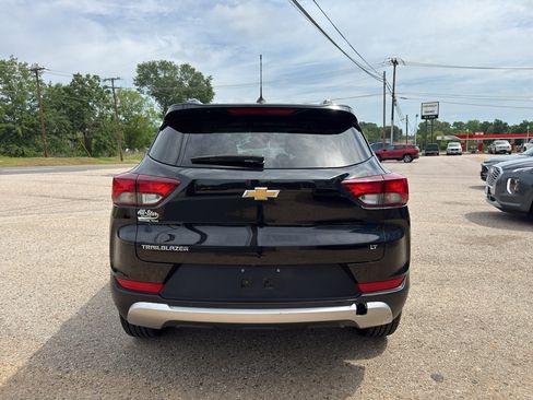 Certified 2022 Chevrolet TrailBlazer LT w/ LPO, Blackout Package FWD image 17