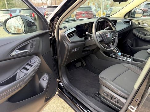 Used 2024 Buick Encore GX Preferred w/ Comfort Package image 12