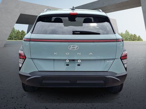 Used 2024 Hyundai Kona SEL AWD/4WD image 5
