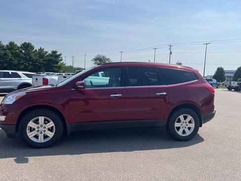 Used 2011 Chevrolet Traverse LT w/ Personal Connectivity Package image 10