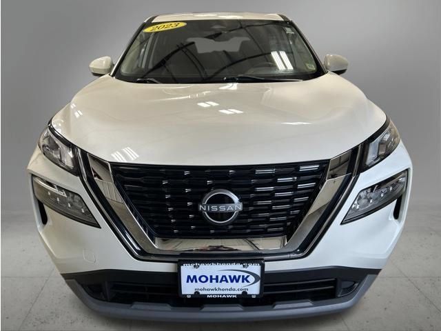 Used 2023 Nissan Rogue SV AWD/4WD image 9