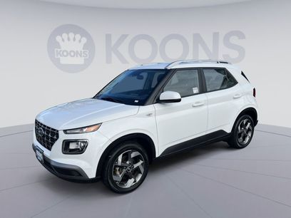 Used 2023 Hyundai Venue SEL w/ Cargo Package