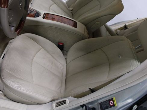Used 2006 Mercedes-Benz E 500 4MATIC Wagon image 23