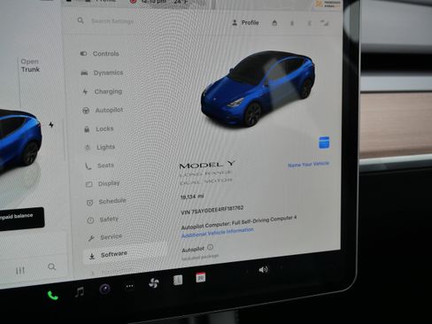 Used 2024 Tesla Model Y Long Range image 29