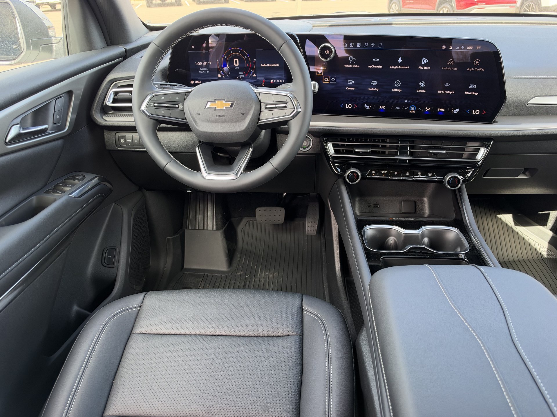 New 2027 Chevrolet Traverse LT w/ Driver Confidence Package FWD image 18